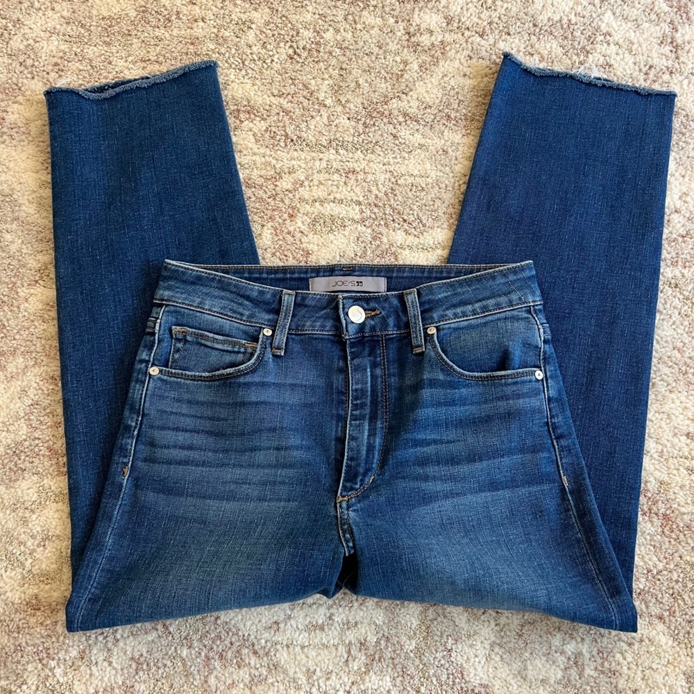 Joe's Jeans High Rise Straight Crop Medium Wash Raw Hem‎ Denim W26
